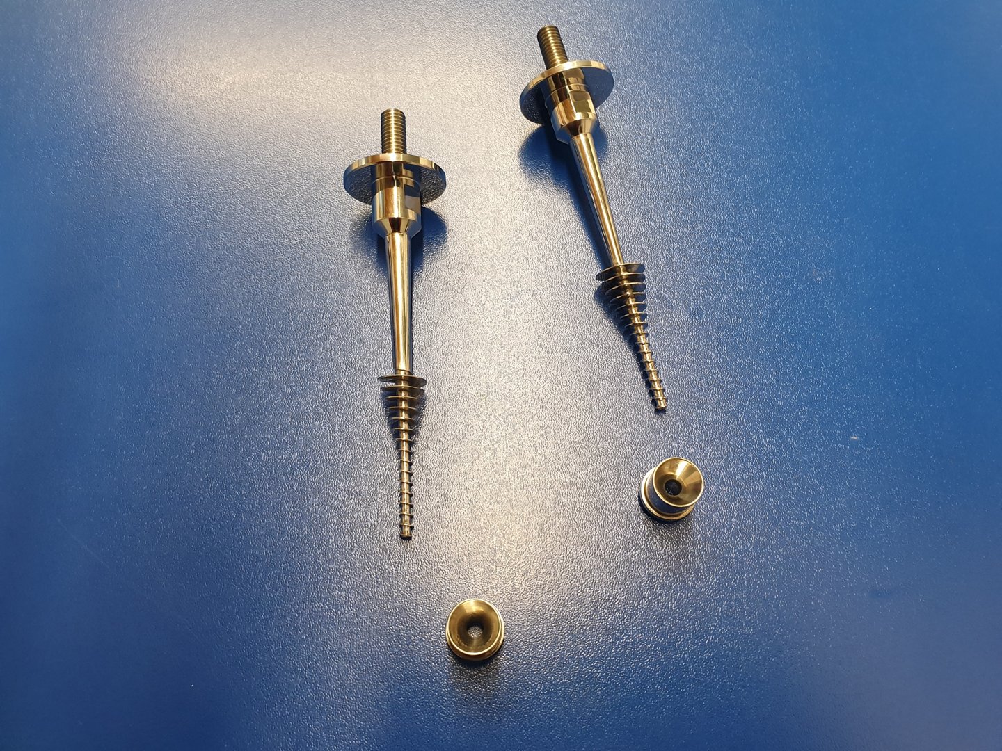 Ersatzteile und mechanische Fertigung